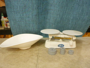 lot 133 image: Edlund Bakers Scale