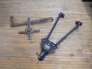 lot 143 image: 2 Hitch Assemblies