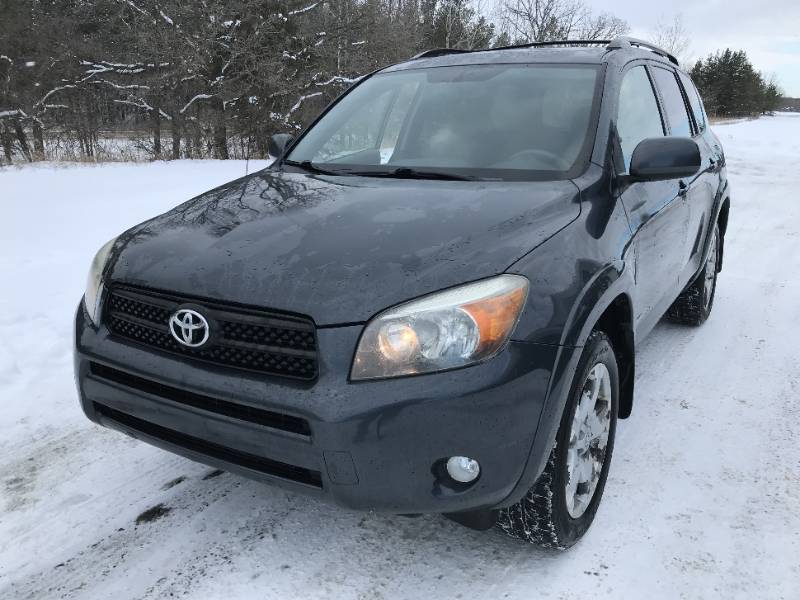 lot 3 image: 2008 Toyota RAV4 Sport