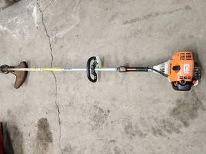 lot 25 image: USED Stihl FS 110 R Gas-Powered string trimmer
