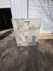 lot 25 image: Four-Drawer Vertical Filing Cabinet in Beige
