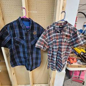 lot 138 image: 2-Harley Davidson Button Up Shirts-3XL