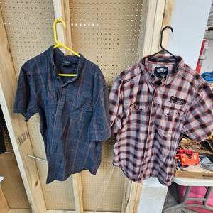 lot 141 image: 2-Harley Davidson Button Up Shirts-3XL