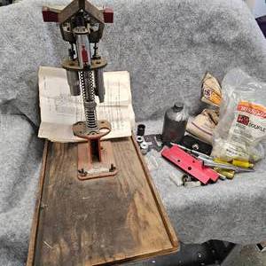 lot 90 image: Shotgun Reloader with Accessories as shown in Pictures