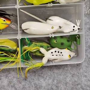 lot 96 image: 20 Topwater Frogs and Topwater Buzzers wPlano Box