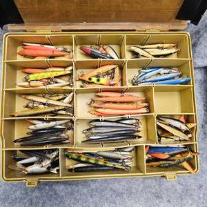 lot 98 image: Over 100 Rapalas, Some need Bills, Some need Hooks wTackle Box