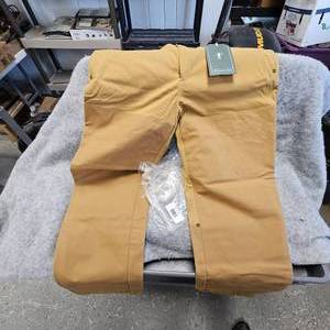 lot 7 image: Ball and Buck Active Field Signature Color Pants, Sz 34, as New, Dealer Sample
