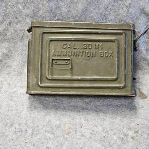 lot 175 image: Flaming Bomb WW II 30 ml Ammo Can