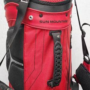 lot 203 image: Deluxe Sun Mountain Golf Bag