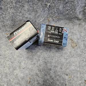 lot 238 image: CCI 357 Magnum, 158 gr HP and Federal Game Load 20Ga, 7 12 Shot