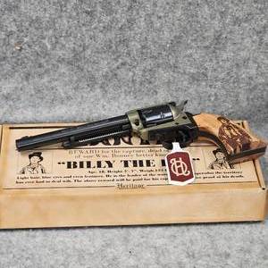 lot 263 image: Heritage Steel Frame 22LR Single Action Revolver, As New in Box, Billy the Kid Edition