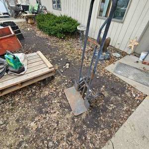 lot 290 image: 2 Wheel  Cart with 12 Wheels, Heavy Duty