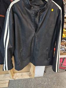 lot 137 image: Arizona Leather Motorcycle Jacket, 2Xl, Like New