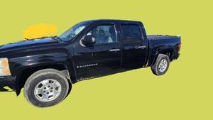 lot 301 image: 09 Chevrolet Silverado 1500 LT