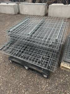 lot 21 image: Approx (18) Wire Pallet Rack Decks