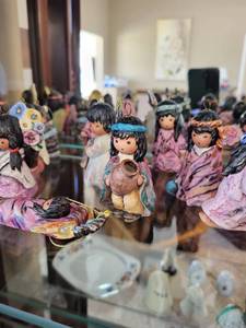 lot 57 image: Complete Set of DeGrazia Figurine Collection