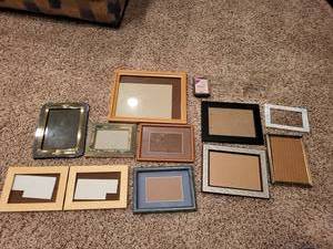lot 253 image: Assorted Picture Frames Lot