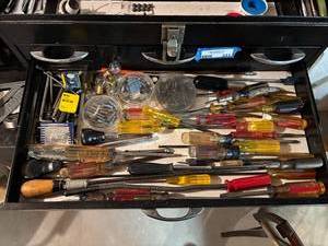 lot 234 image: Assorted Hand Tool Lot