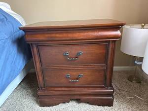 lot 62 image: Liberty Furniture Wood Nightstand