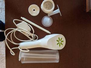lot 74 image: Wear-Ever Super Shooter Electric Maker