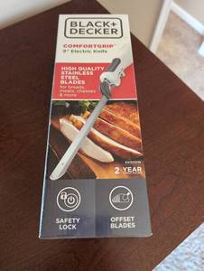 lot 84 image: BLACKDECKER 9 Electric Knife