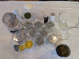 lot 97 image: Cuisinart Mini-Prep Kitchen Set