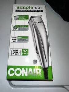 lot 135 image: Conair 17 Piece Haircut Kit