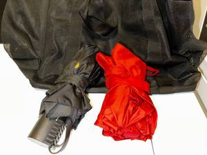 lot 137 image: Dual Umbrella Set with Black Tote Bag
