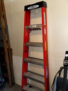 lot 144 image: Werner 8ft Fiberglass Stepladder