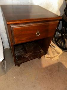 lot 285 image: Wooden Nightstand with Drawer