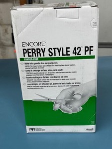 lot 64 image: NEW Ansell 820957 50-Pairs Encore Perry Style 42 PF Powder-Free Latex Surgical Gloves - Size 7 12 White