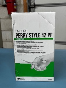 lot 68 image: NEW Ansell 820956 50-Pairs Encore Perry Style 42 PF Powder-Free Latex Surgical Gloves - Size 7 White