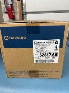 lot 72 image: 1 Case (2500 each) NEW Halyard 52817 SIngle-Use Powder-Free Nitrile Exam Gloves - Size Small