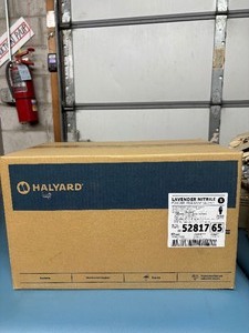 lot 77 image: 1 Case (2500 each) NEW Halyard 52817 SIngle-Use Powder-Free Nitrile Exam Gloves - Size Small