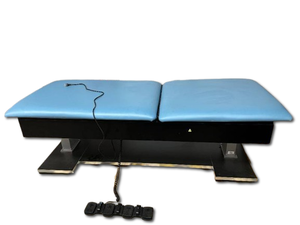 MSRP $6000 High Quality Hausmann Powered Physical Therapy&nbsp;Bariatric Hi-Lo Treatment Table with Power Backrest &amp; Footswitch - 600lb Capacity - In Excellent Working Condition!