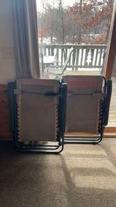 lot 244 image: Set of 2 Adjustable Outdoor Patio Recliner Chairs
