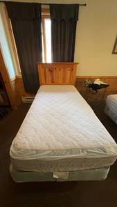 lot 20 image: Twin Hardwood Headboard and Mattress Set