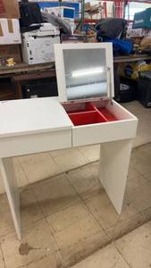 lot 79 image: White Vanity Table with Flip-Up Mirror and Storage Compartments