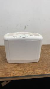 lot 121 image: Used Aircare Evaporative Humidifier with Digital Display