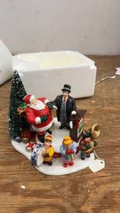 lot 161 image: 1997 Santas Village Festive Christmas Figurine Set