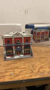 lot 210 image: 1998 Department 56 Snow Village Lionel Electric Train Shop