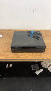 lot 216 image: Sony 5-Disc CD Changer Player with RCA Cables