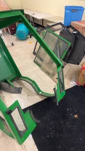 lot 10 image: John Deere Tractor Cab Frame with Windows