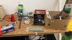 lot 250 image: Collection of Hand Tools and Hardware Accessories