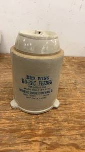 lot 7 image: Vintage Red Wing KO-REC Feeder Stoneware