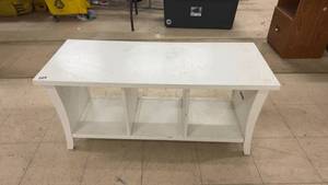 lot 289 image: White Wooden Bench with Storage Compartments