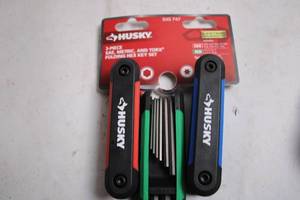 lot 34 image: Husky 3-Piece SAE, Metric, and Torx Folding Hex Key Set