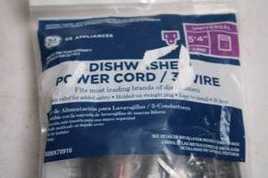 lot 50 image: Universal Dishwasher Power Cord 5 ft in Factory-Sealed Packaging