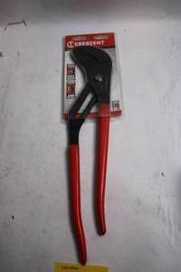 lot 71 image: Crescent 16-inch Angled Teeth Tongue and Groove Pliers