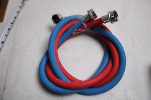 lot 118 image: Set of 2 Red and Blue Washing Machine Hoses with Connectors